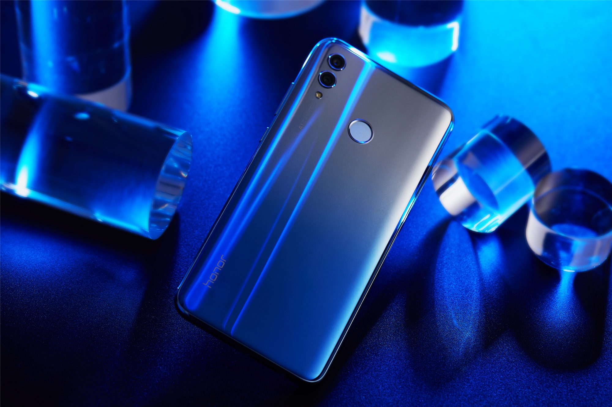 HONOR представляет смартфон HONOR 10 Lite с 24 | HONOR CLUB (RU)