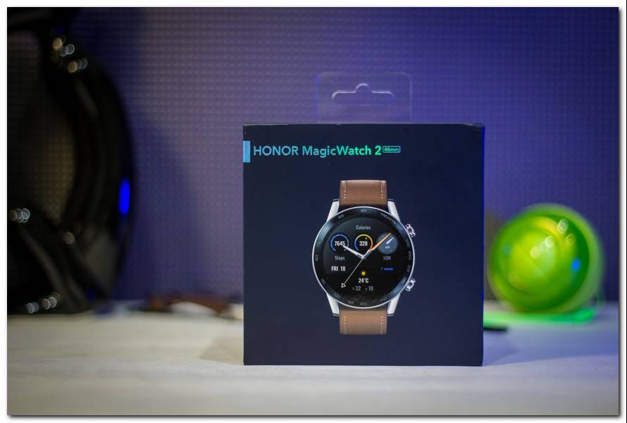 Magicwatch 2. Хонор вотч 2 коробка. Коробка часов Honor MAGICWATCH 2. Honor Magic watch 2 коробка. Хонор Мэджик вотч 2 распаковка..