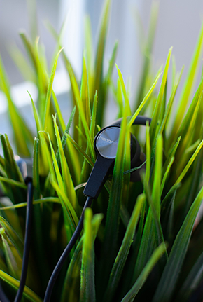 Honor xsport pro am66. af27d93b 593c 47b7 975c 84731a183351. Honor xsport pro am66 фото. Honor xsport pro am66-af27d93b 593c 47b7 975c 84731a183351. картинка Honor xsport pro am66. картинка af27d93b 593c 47b7 975c 84731a183351. В Honor увеличивают число аксессуаров, которые выпускаются под собственным брендом, и упор делается не только на умные устройства, но и на беспроводные наушники, причем разных форм-факторов и предназначенные для разных аудиторий. Рассматриваемые наушники в России называются Honor Sport Pro, в то время как в Китае их продают под именем xSport Pro. Не отличается при этом номенклатурный номер, он одинаков – AM66-L. Honor xsport pro am66. af27d93b 593c 47b7 975c 84731a183351. Honor xsport pro am66 фото. Honor xsport pro am66-af27d93b 593c 47b7 975c 84731a183351. картинка Honor xsport pro am66. картинка af27d93b 593c 47b7 975c 84731a183351. В Honor увеличивают число аксессуаров, которые выпускаются под собственным брендом, и упор делается не только на умные устройства, но и на беспроводные наушники, причем разных форм-факторов и предназначенные для разных аудиторий. Рассматриваемые наушники в России называются Honor Sport Pro, в то время как в Китае их продают под именем xSport Pro. Не отличается при этом номенклатурный номер, он одинаков – AM66-L.